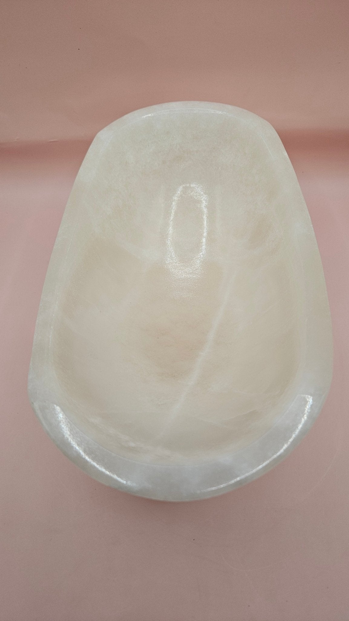 Polished White Onyx Bowl – Small Hand-Carved Decorative Vessel – 9.75