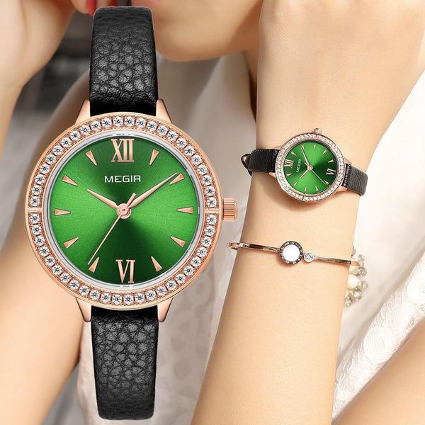 2021 Luxury New Fashion Womens Watch Waterproof Quartz Wristwatch Crystal Round Design Modern Leather Strap