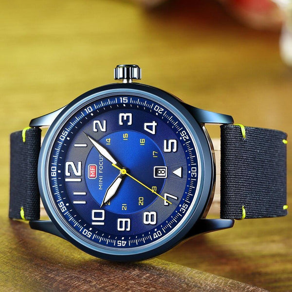 Casual Sport Mens Watch Luxury Green Round Design Waterproof Analog Quartz Classic Fashion Wrist Watch