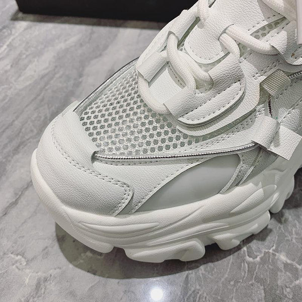 Modern Thick Platform Sneakers White Woman Vulcanize Shoes Luxury Tennis Sneakers Trainers Lace Up Fashion Comfortable Walking Footwear New Lightweight Sneakers