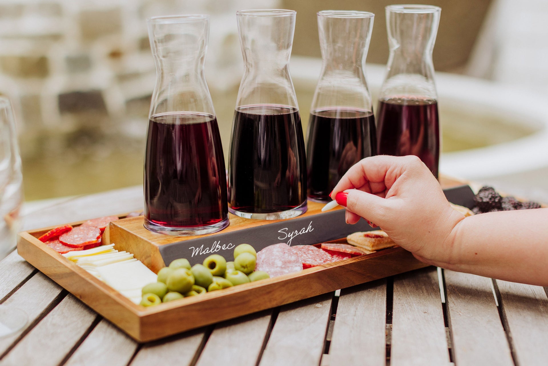 Cava Wine Tasting Kit with 4 Glass Carafes Picnic Time Family of Brands