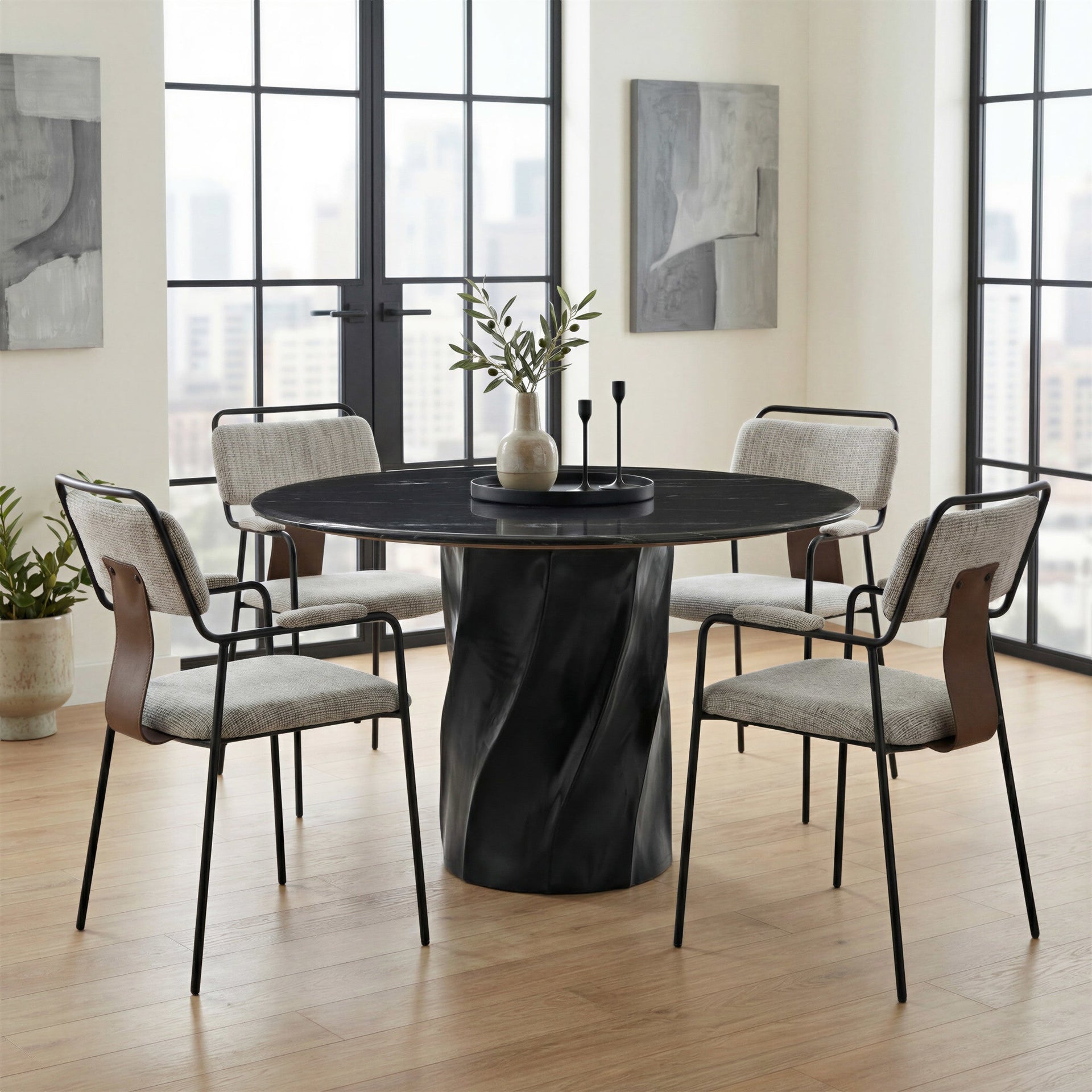 Kuro Dining Table Black
