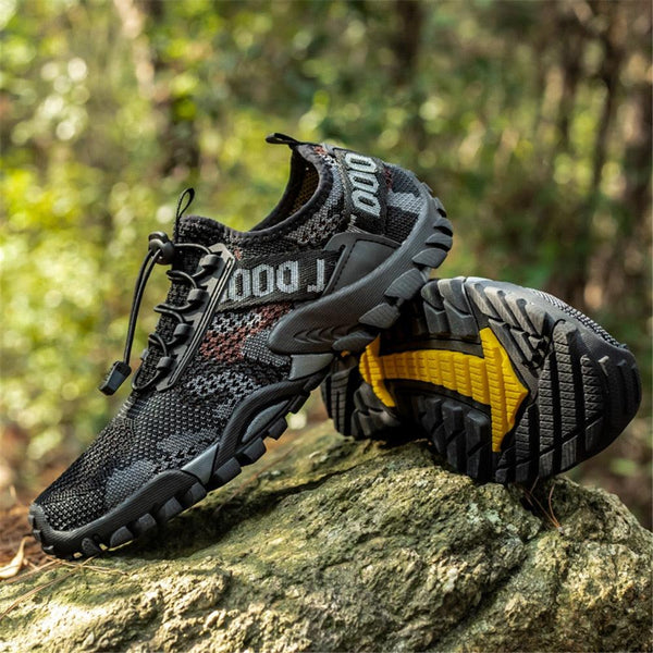 Quick Dry Men Sneakers Slip On Upstream Shoes Water Hiking Beach Surfing Shoes Sandals Barefoot Beach Sneakers Swim Boating Fishing Yoga Gym