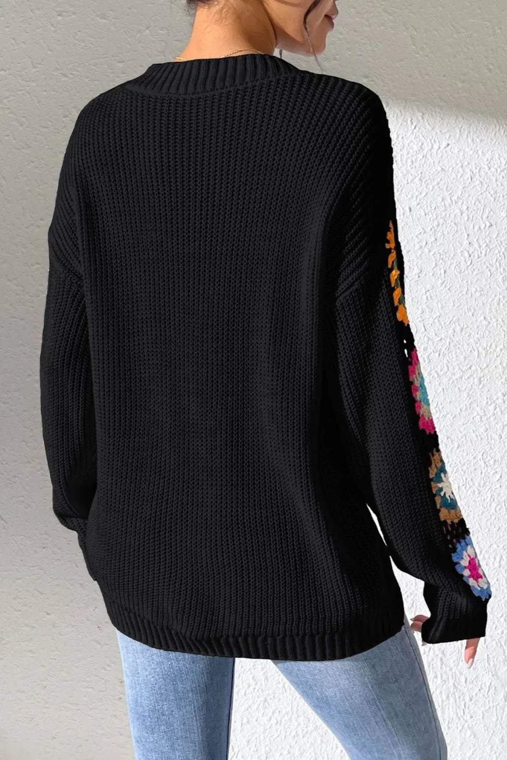 Randomly mixed color hand hook flower splicing V-neck pullover sweater