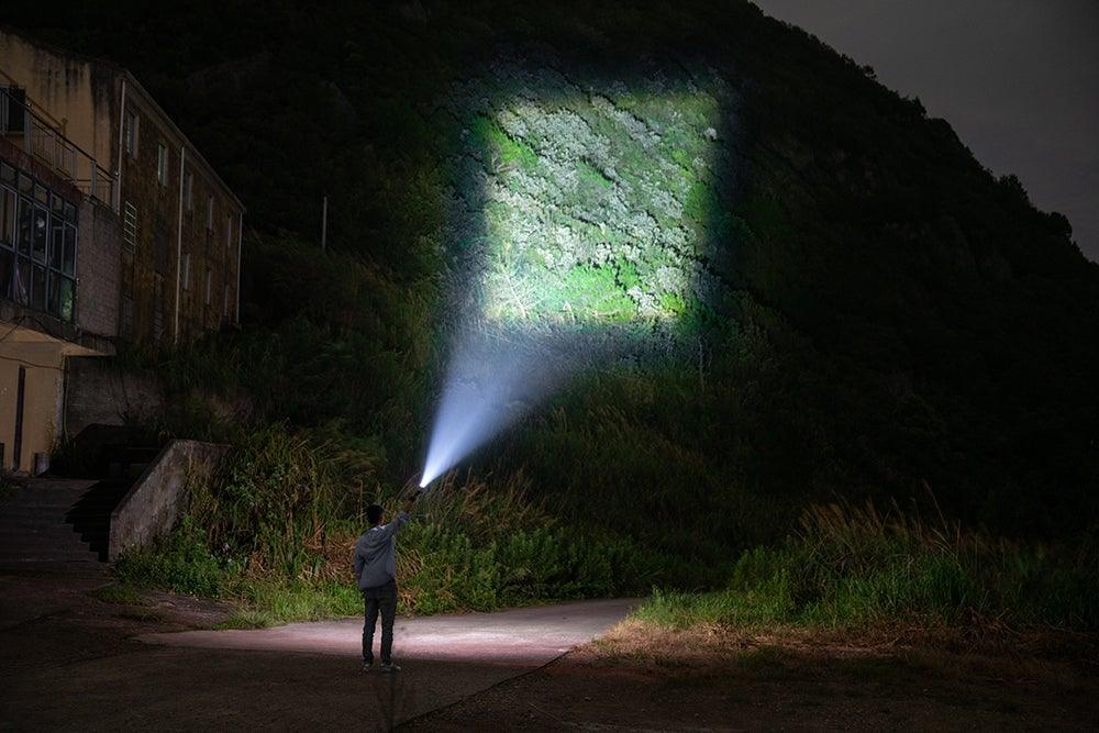 Rechargeable Adjustable Led Flashlights With High Lumen With Battery Display Super Bright Waterproof Flashlight  5 Lighting Modes For Adventure Hiking Camping Hunting New Design