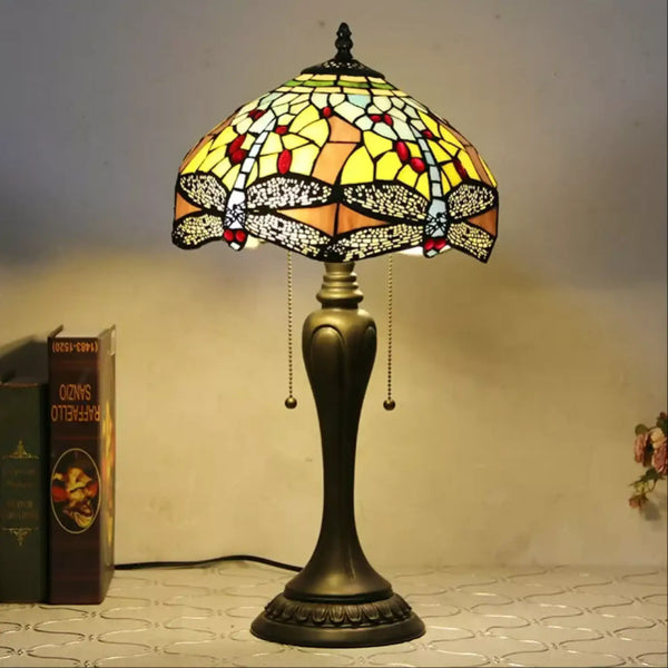 Retro Glass Tiffany Lamp Featuring Dragonfly Glasswork