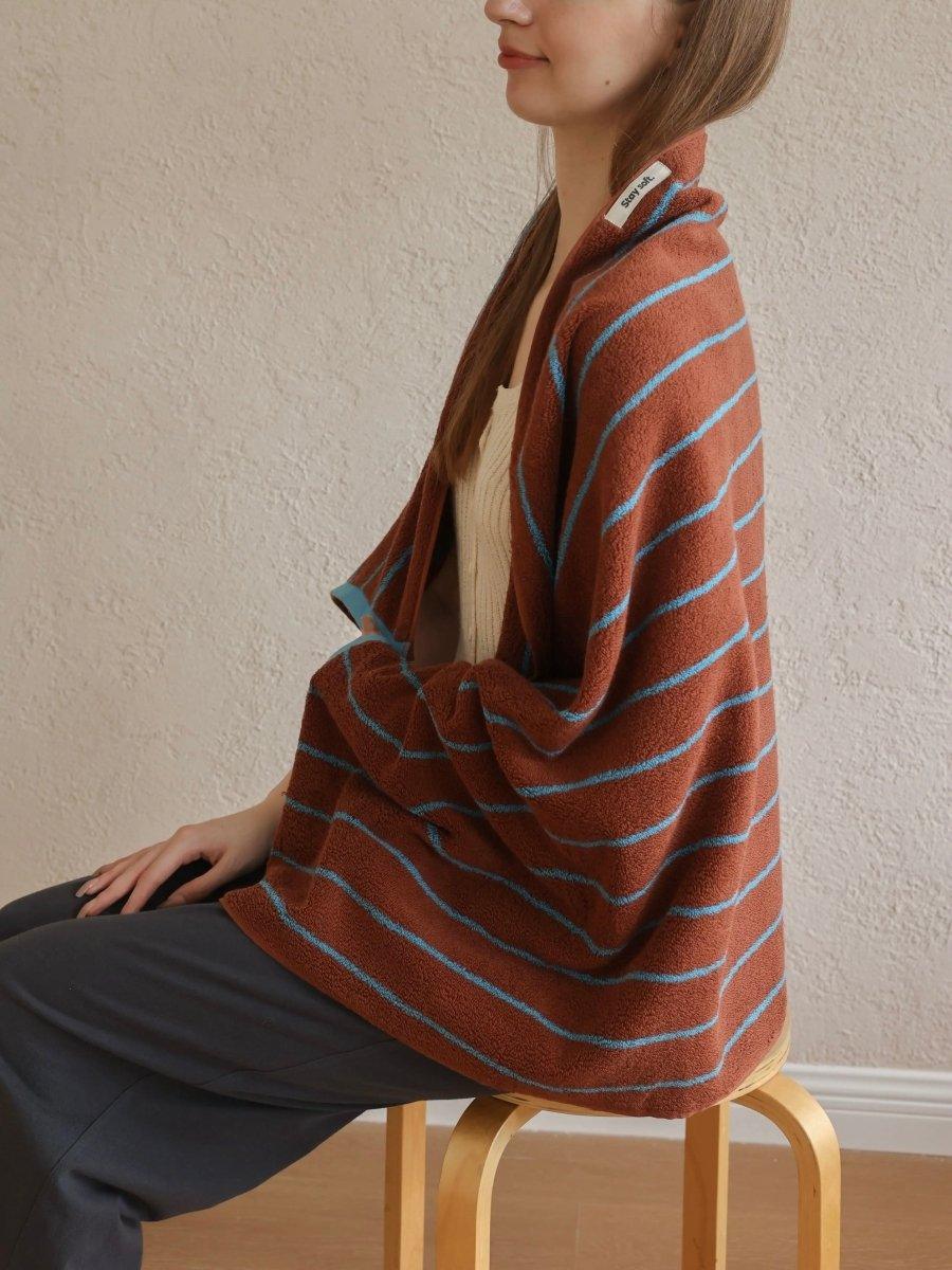 Retro Earthy-tone Pinstripe Bath Towel — 100% Long-Staple Cotton, Soft, Plush & Absorbent