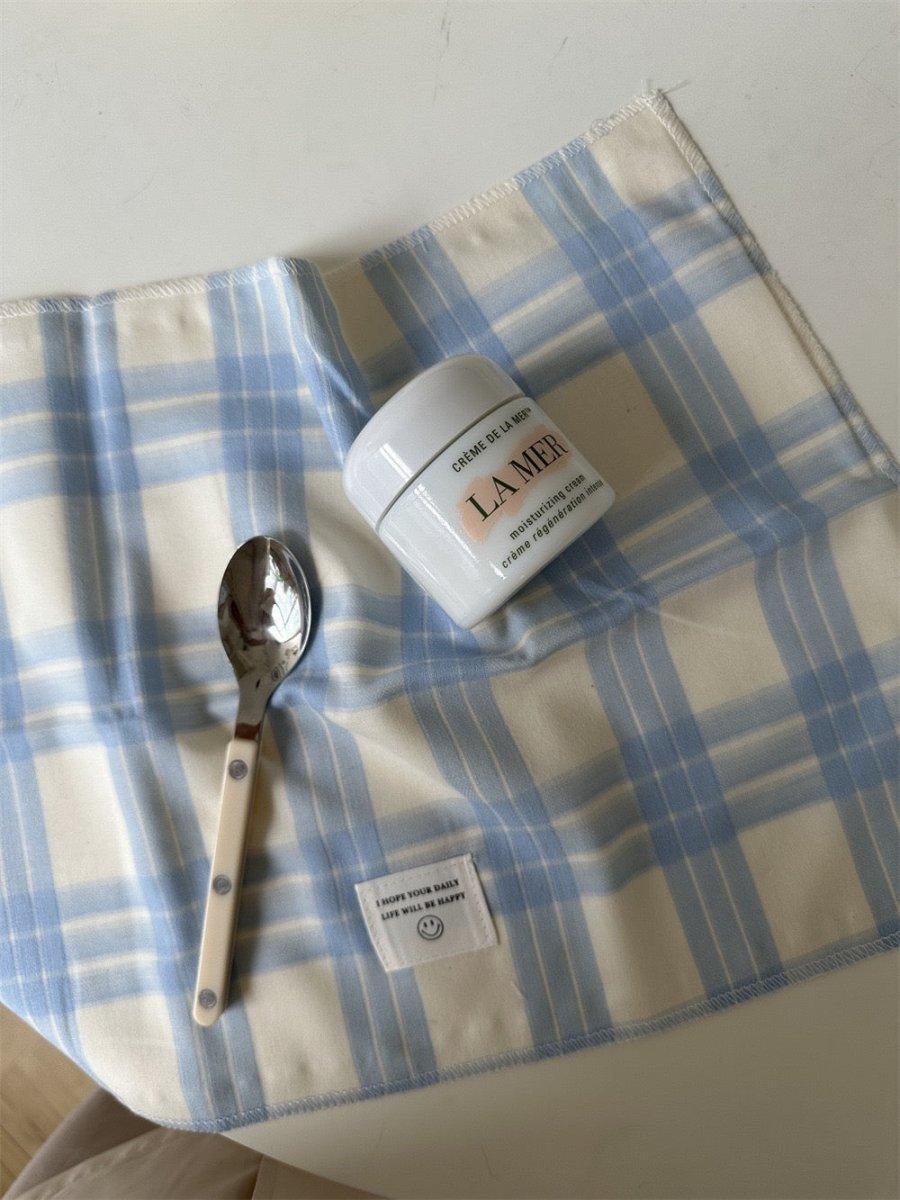 Retro Pastel Blue Checker Placemat for Dopamine Table Setting