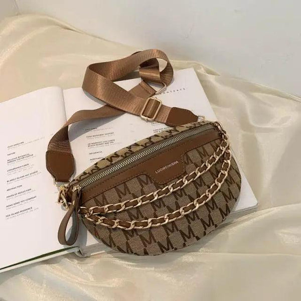 Retro Waist Bag PU Leather Fanny Pack Purse Leather with Gold Chain Strap Stylish Waist Pack Women Belt Bag Multifunctional Chest Bag