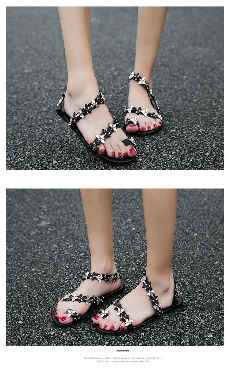 Rhinestones Sandals Summer Beach Slippers For Women Flip Flops Crystal Beach Sliders Slippers Casual Summer Dressy Rhinestone Glitter Open Toe Flat Sandals Travel Beach Bling Crystal Slip On Shiny Luxury Slippers