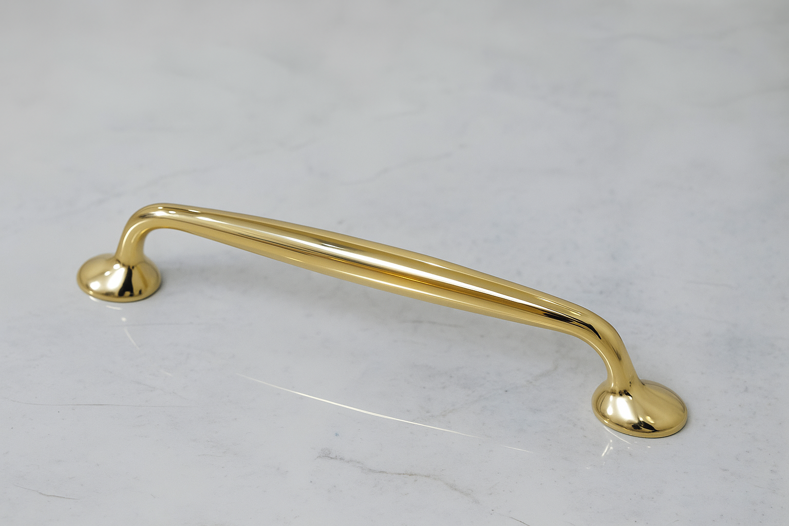 Richmond Cabinet Pulls with Backplate - Unlacquered Brass Polished