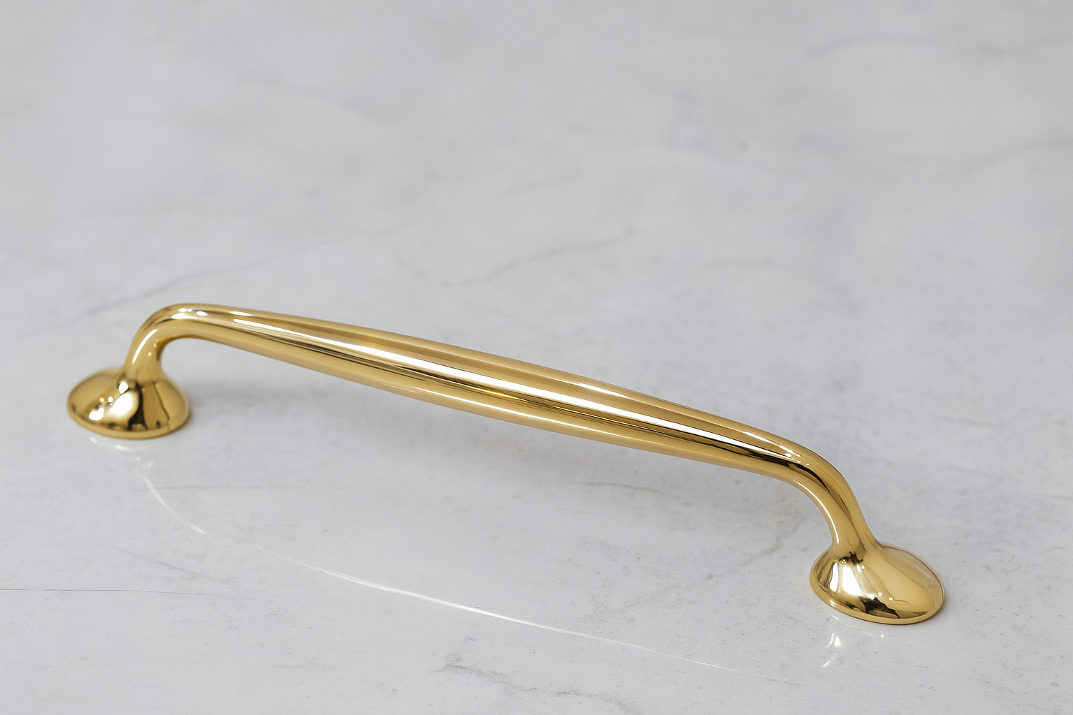 Richmond Cabinet Pulls with Backplate - Unlacquered Brass Polished