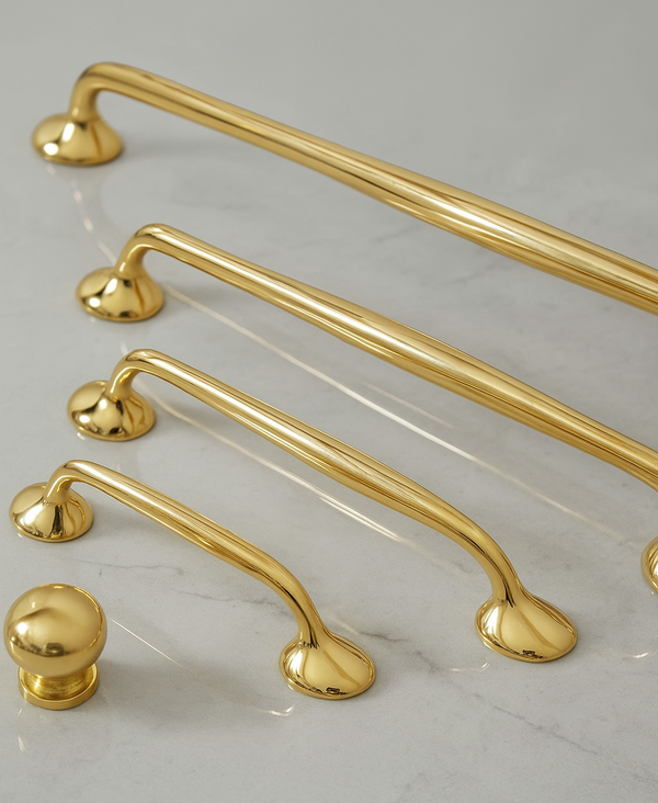 Richmond Cabinet Pulls with Backplate - Unlacquered Brass Polished