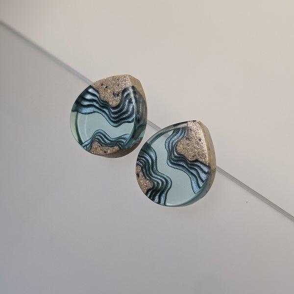 Ridge Stud Earrings – Aquamarine & Ultramarine Resin Teardrops
