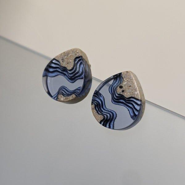 Ridge Stud Earrings – Aquamarine & Ultramarine Resin Teardrops