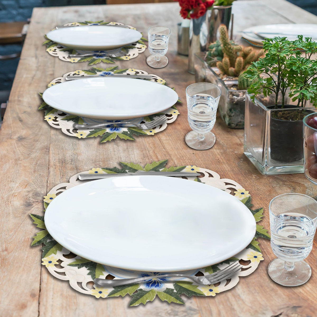 Linen Round Placemats – Embroidered Doilies, Lace & European Embroidery, 15 Inch