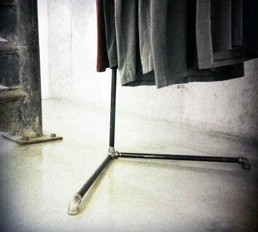 Clothing stand - Gifts for You 'n Me