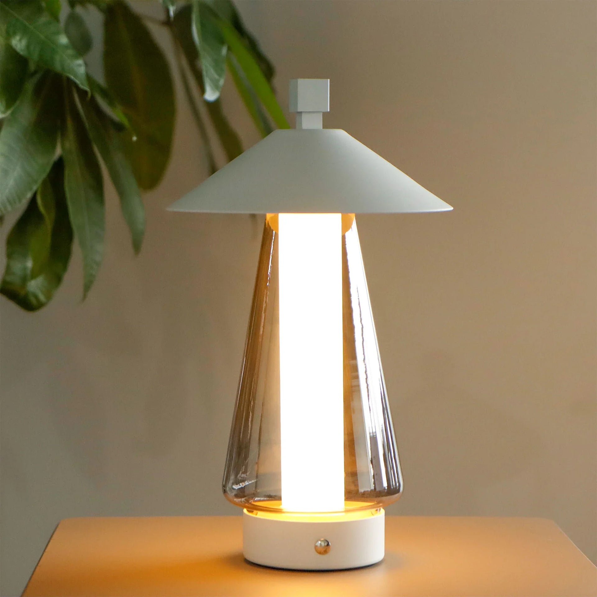 3-Way Dimmable Bedside Lamp 12