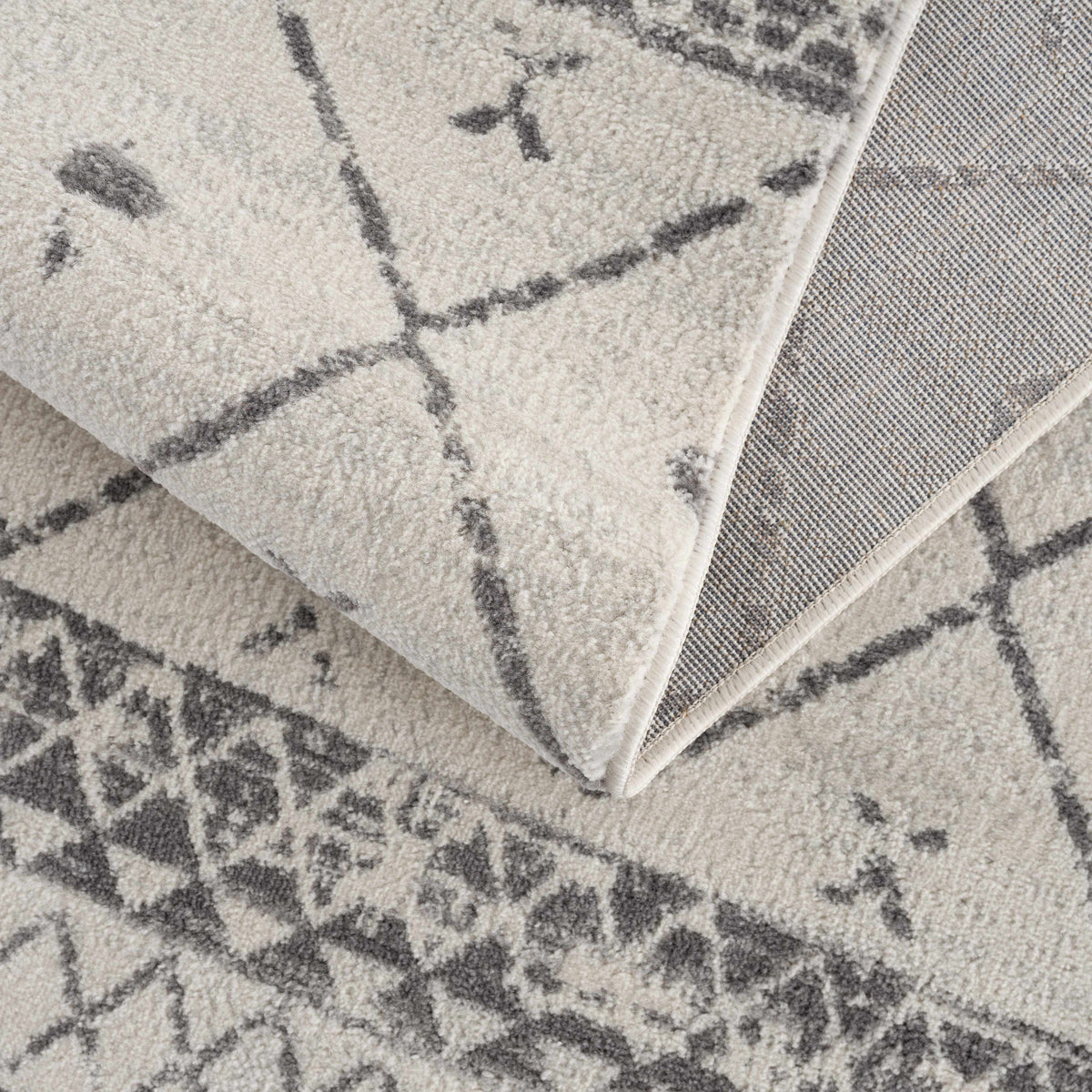 Newville Moroccan Trellis Rug - Clearance