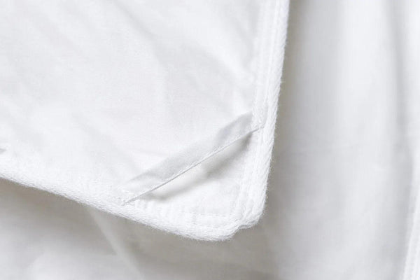 White Goose Down Comforter - Gifts for You 'n Me