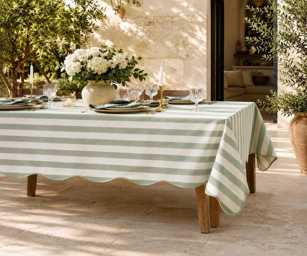 Scalloped Edge Tablecloth - Striped