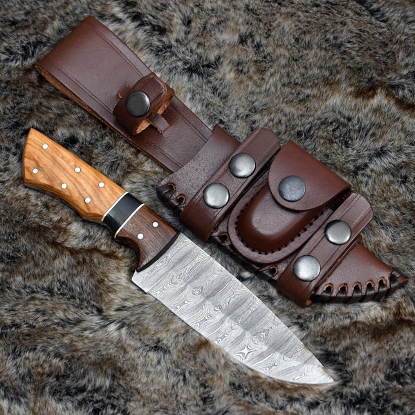Sculptor Camp Knife with Exotic Olve Wood Handle