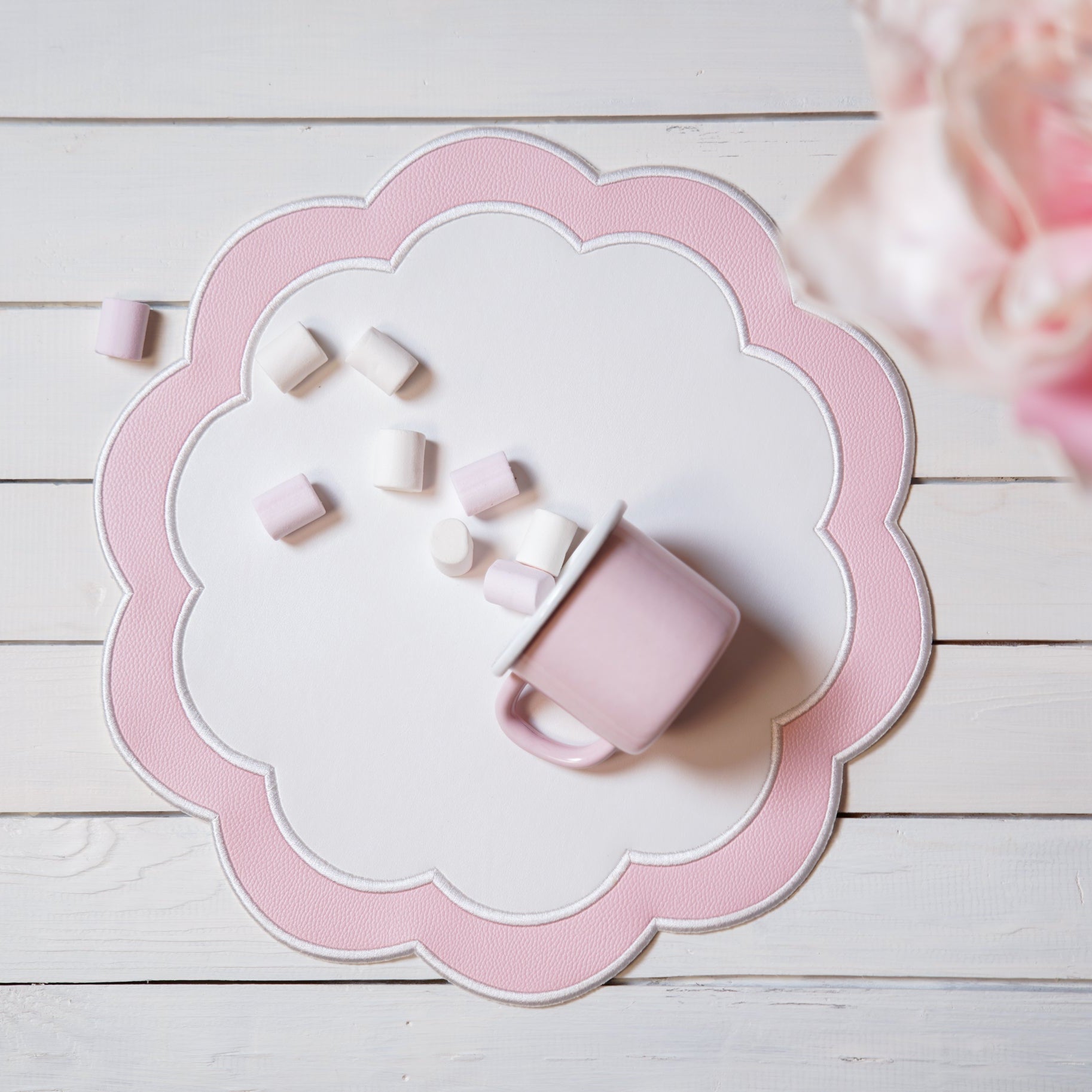 SPRING TABLE DECOR – SERENITY WHITE & PINK SCALLOPED FAUX LEATHER PLACEMAT