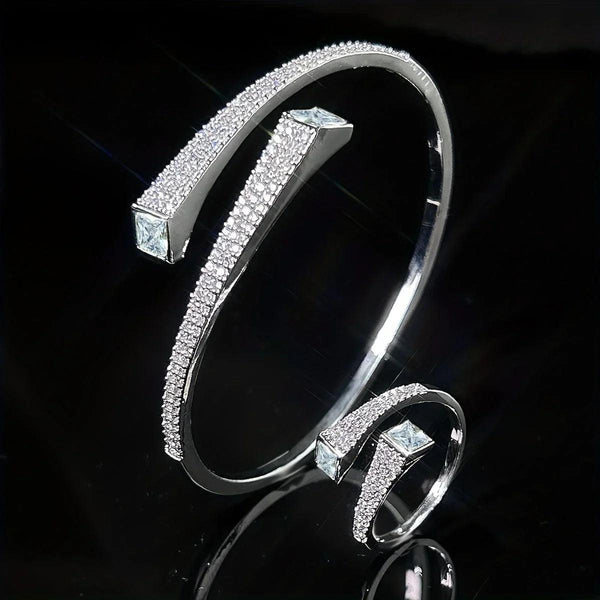 Set Of 2 Bracelets + Rings Set. Hot Selling Explosive Style With Super Shiny Irregular Geometric Synthetic Zirconia. Niche Design, Fashionable, Simple And High-end Open Jewelry.