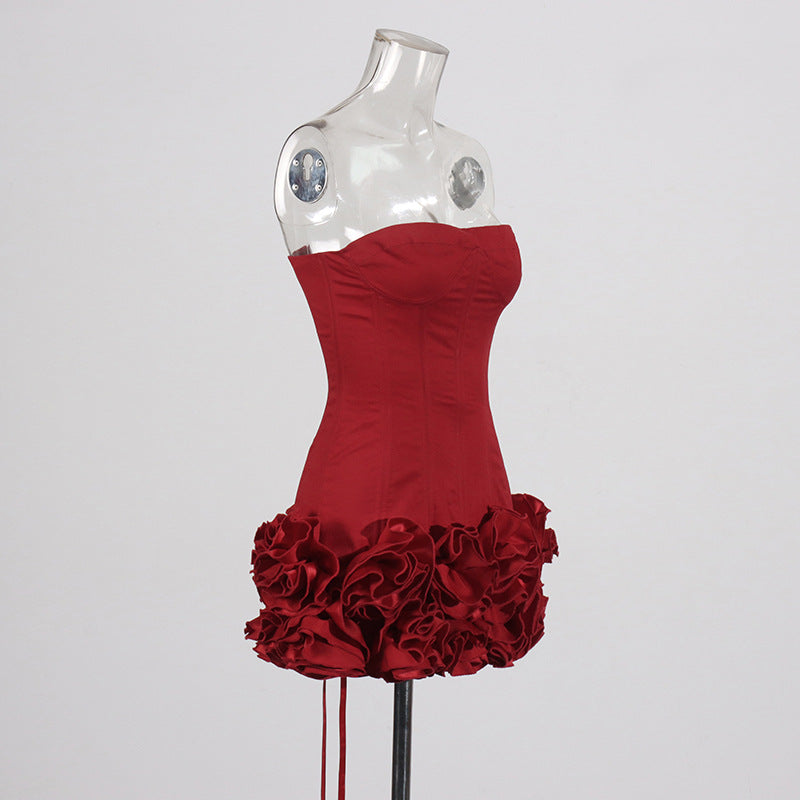 Sexy European and American style dress with strapless shoulder and fashionable three-dimensional flower splicing short dress