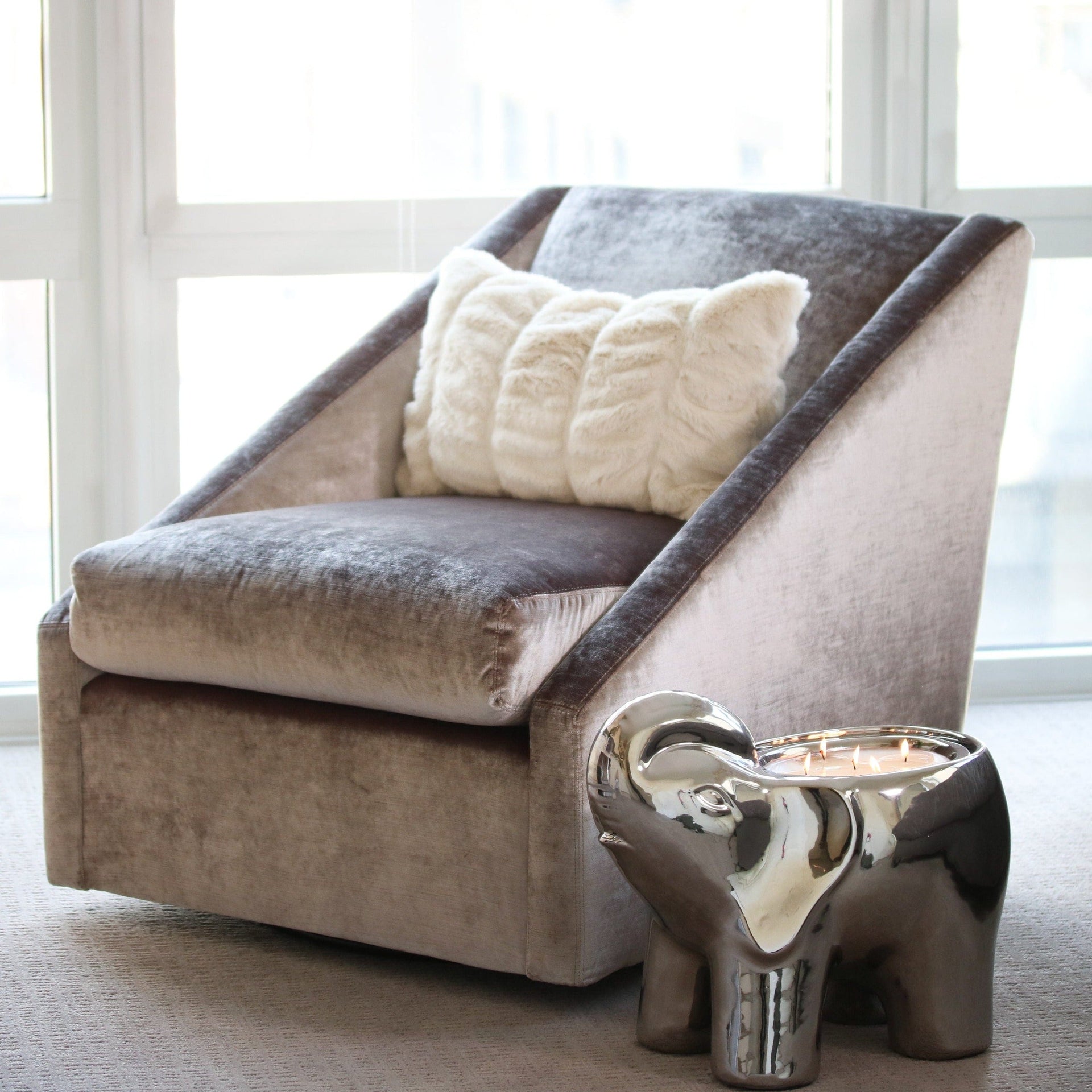 Silver Grand Elephant Candle