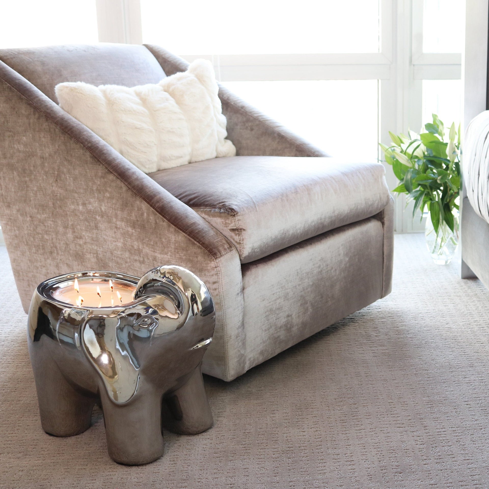 Silver Grand Elephant Candle