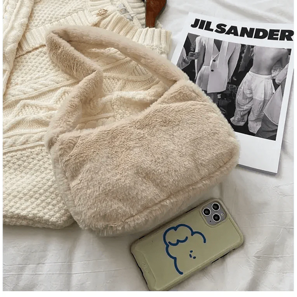 Simple And Stylish Women Soft Plush Winter Furry Shoulder Bags For Ladies And Girls Designer Clutch Handbag For Female