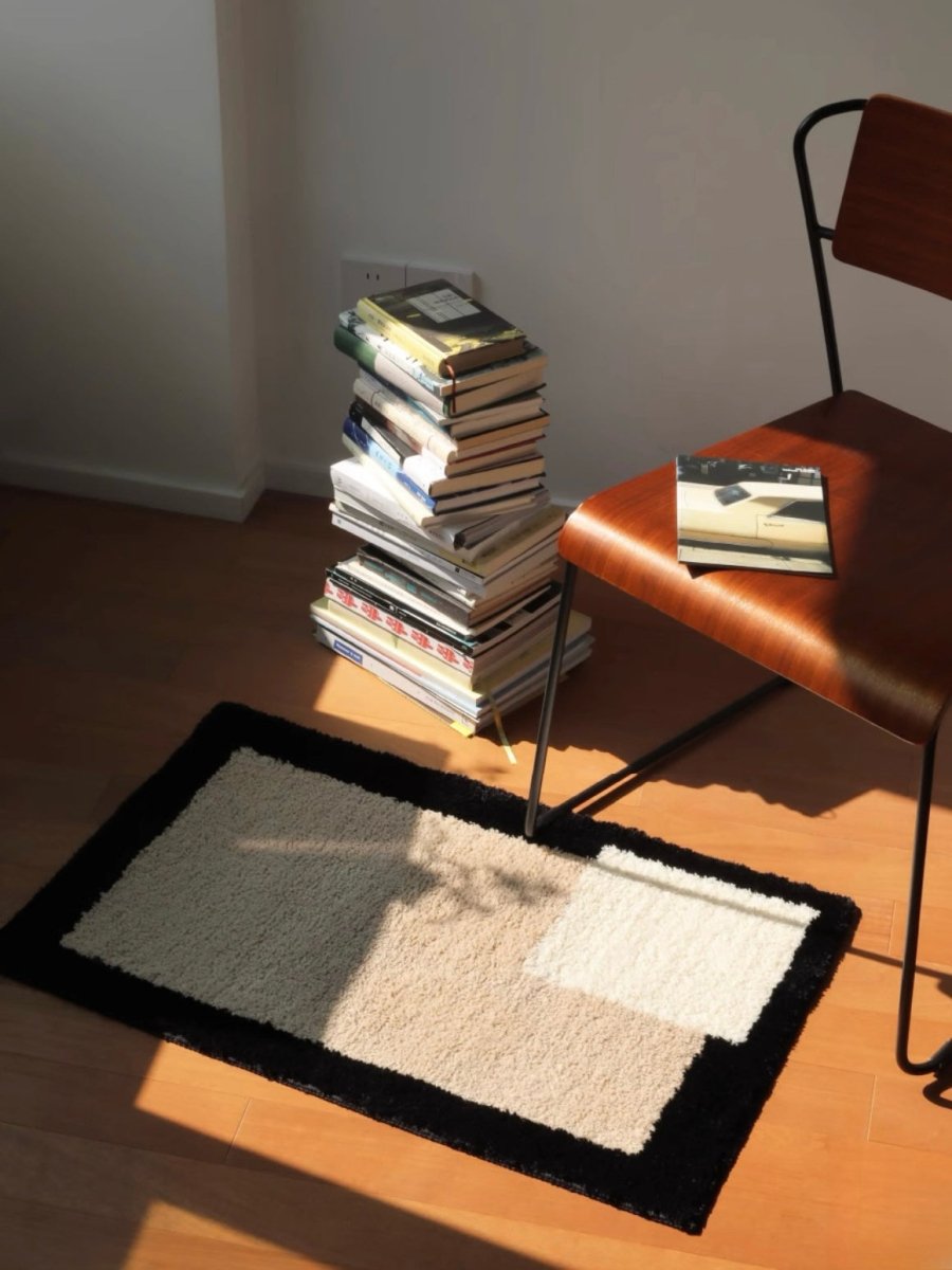 Soft Contemporary Abstract Geometric Bath Rug, Absorbent, Anti-slippery Mat