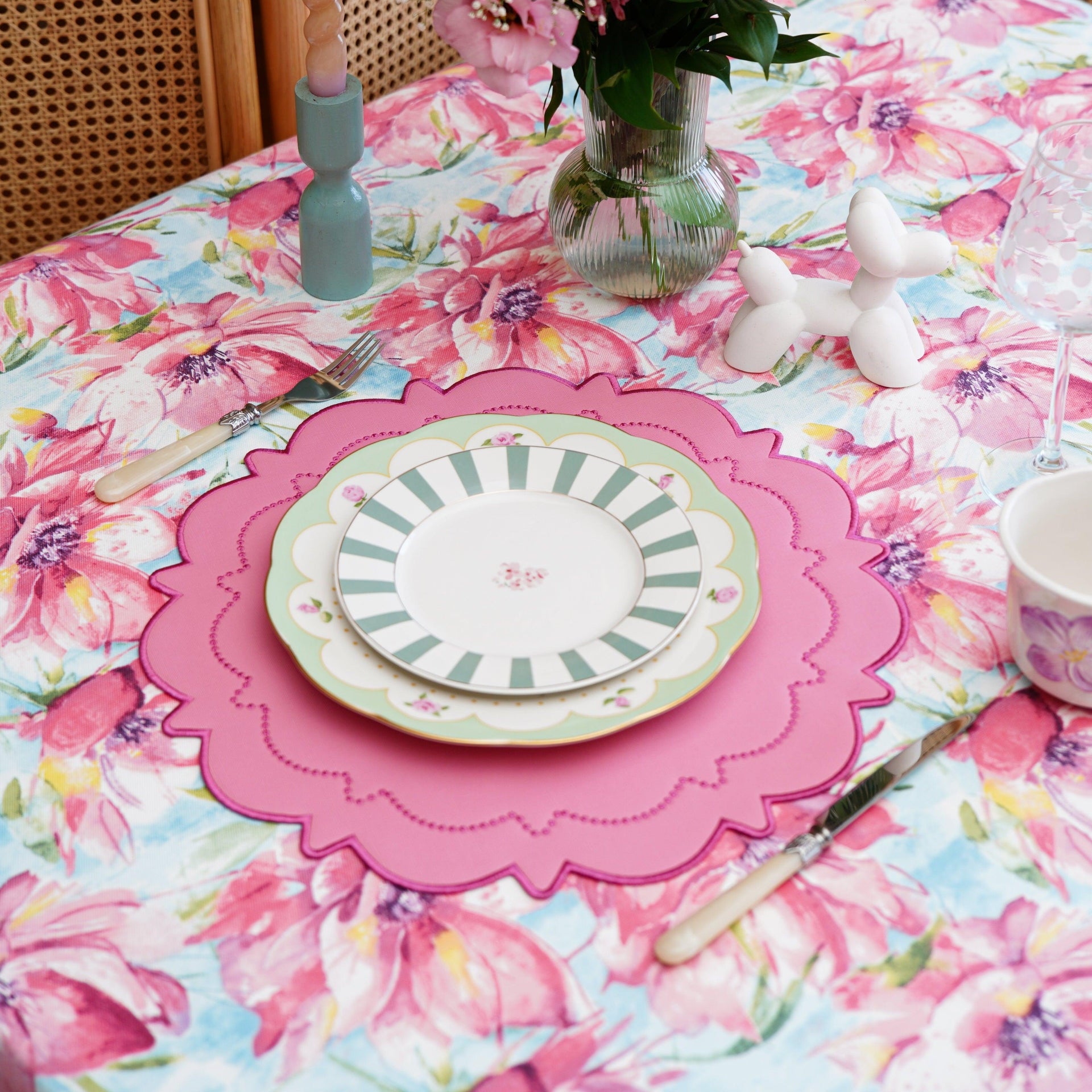 SPRING TABLE DECOR – SOLSTICE PINK SCALLOPED FAUX LEATHER PLACEMAT