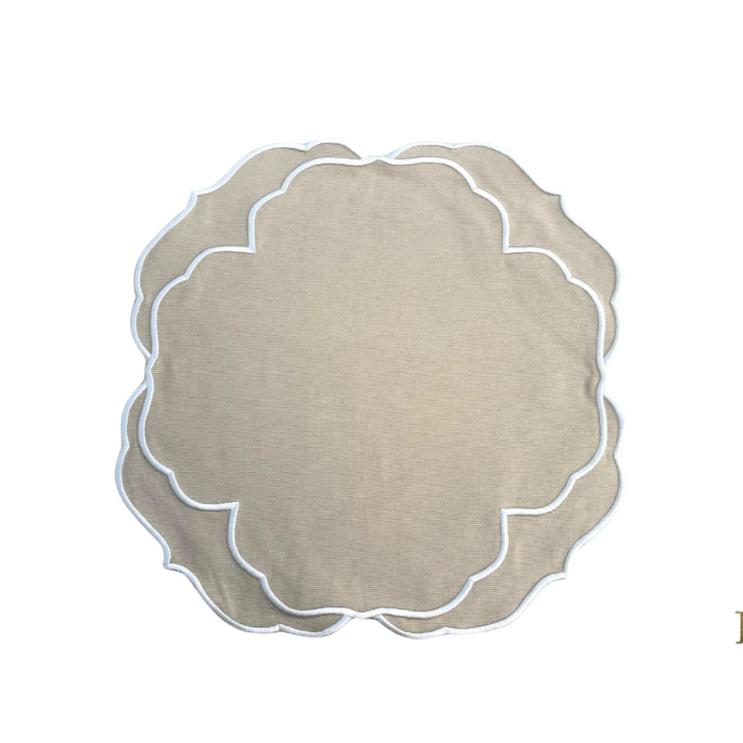 SPRING TABLE DECOR – SORELLE BEIGE WHITE ROUND FABRIC PLACEMAT