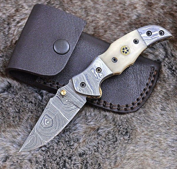 Spire Gentleman's Pocket Knife with Bone and Handle - Gifts for You 'n Me