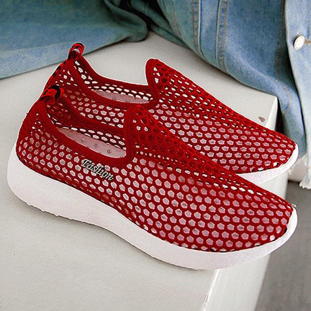 Sport Mesh Breathable Women Shoes Fashion Sports Soft Comfortable Women Shoes Fashion Slip-On Sports Shoes Soft Sole Breathable Comfortable Running Walking Shoes