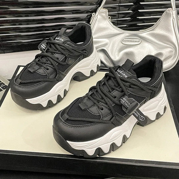 Spring and Autumn's new ultra high thick soled and ultra soft height increasing shoes