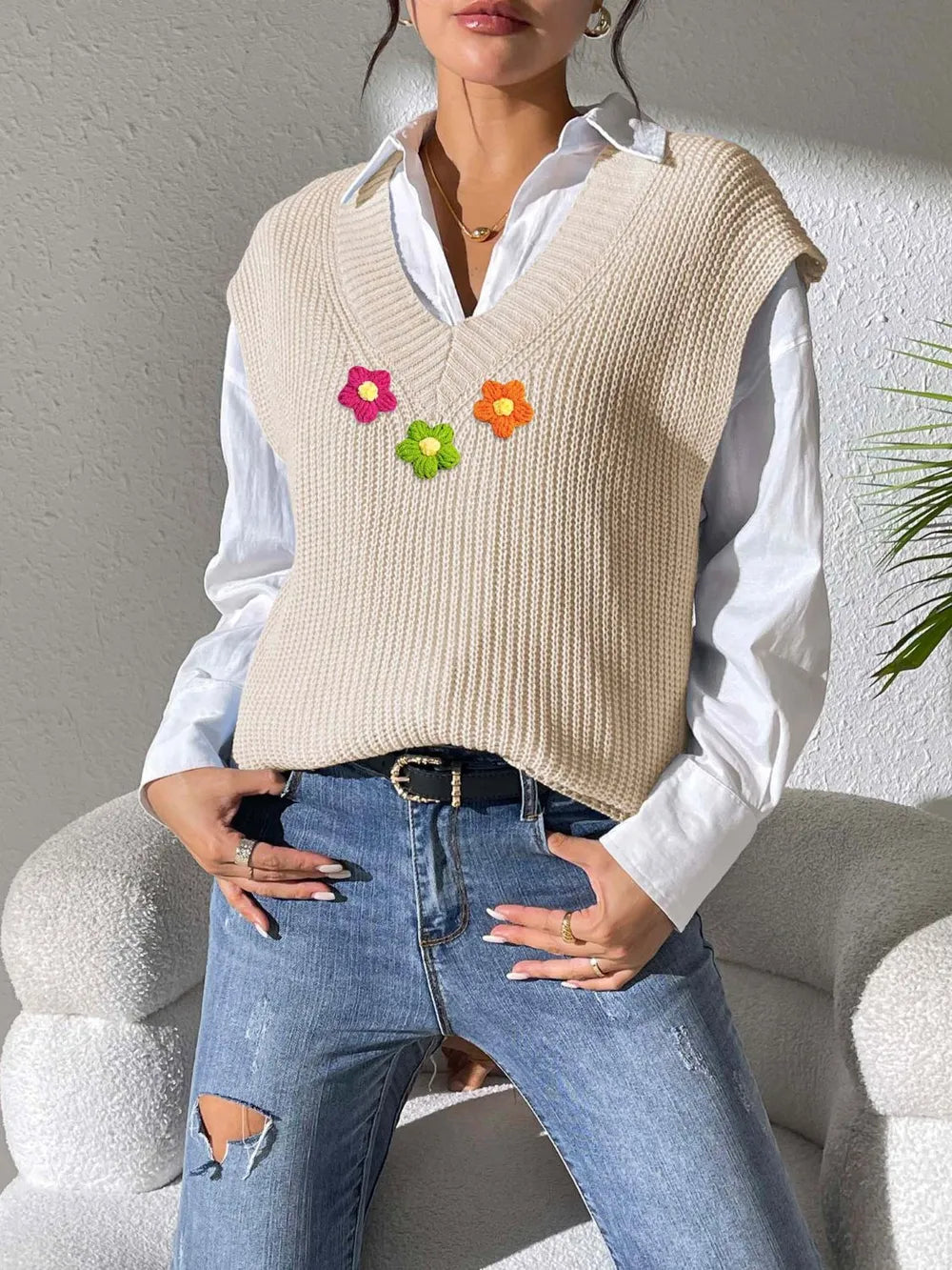 Spring and Autumn V-neck Simple Vest Hand Hook Flower Splicing Machine Woven Sweater Clip