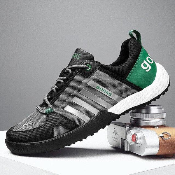 Spring Mens Slip On Casual Shoes Lightweight Comfortable Breathable Couple Walking Sneakers New Mesh Breathable Platform Fashion Running Athletic Sneakers