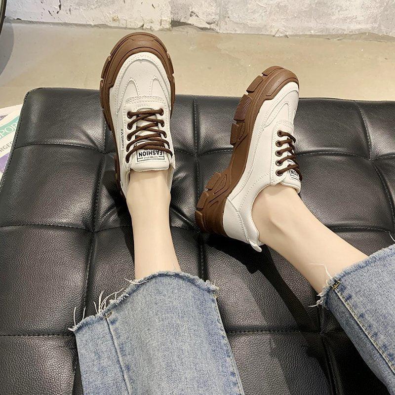 Spring Summer Lace-up White Women Flat Leather Shoes White Board Casual Shoes Women Sneakers Casual Everyday Walking Fashionable Shoes