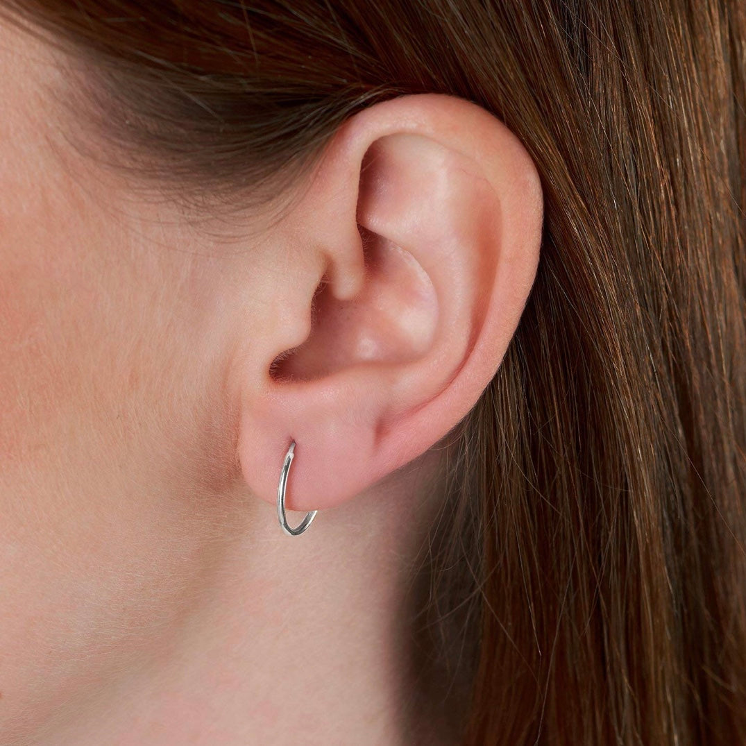 Donatello Gian 925 Sterling Silver Endless Hoop Earrings, Earrings for Women Girls & Men, Cartilage Endless Small Hoops Hypoallergenic 925 Sterling Silver