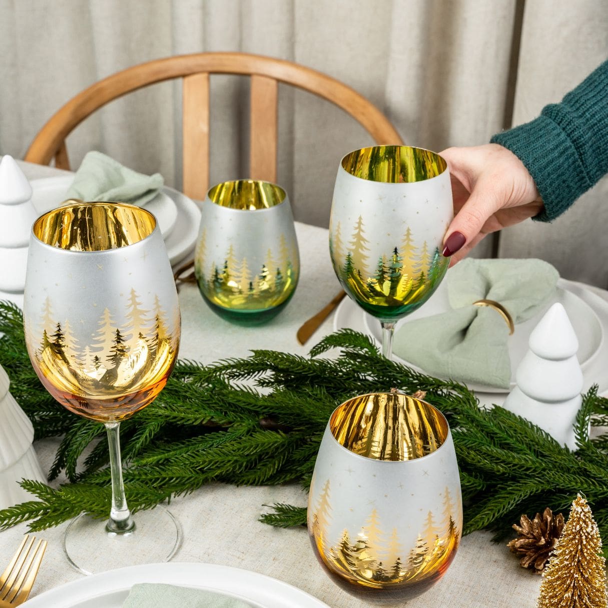 Gold Pine Tree Wine Glasses Jersey Art Glass