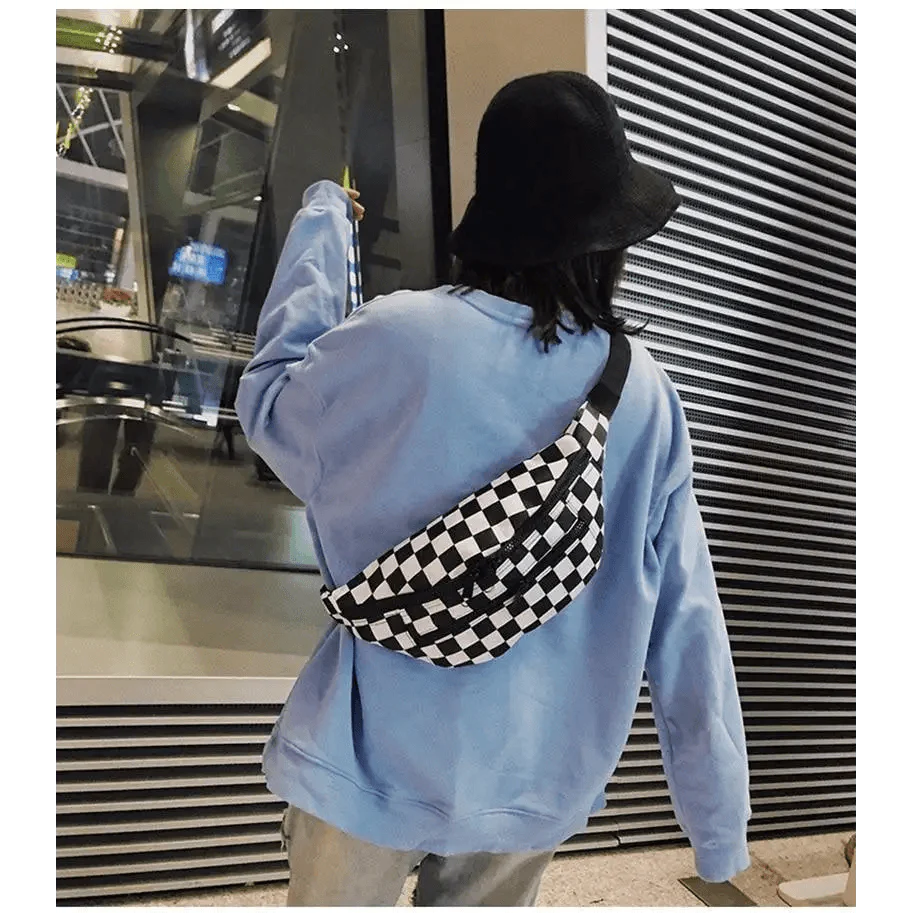Stylish And Fashionable Fanny Bag For Women Rave Festival Bum Travel Waist Pack Black And White Checkered