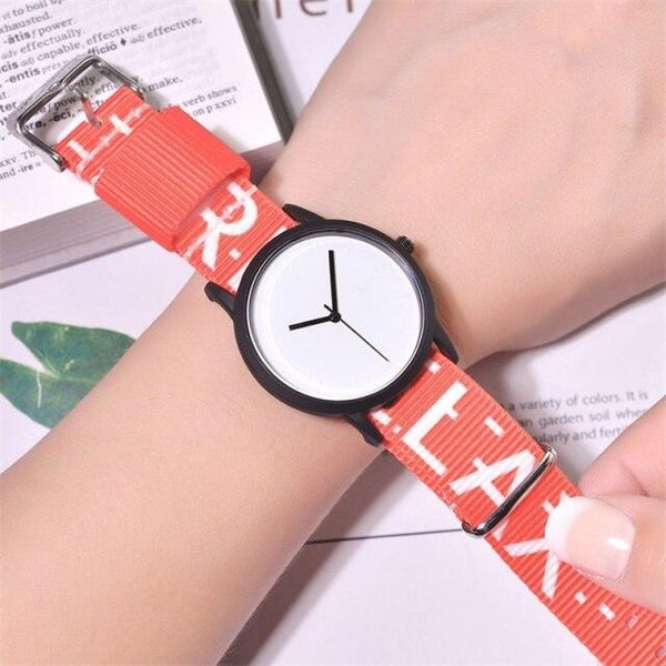 Summer Style Canvas Women Quartz Watch New Fashion Casual Wristwatches Woman Outdoor Unisex Watches Casual Sports Wrist Watch With Nylon Strap Elegant Design
