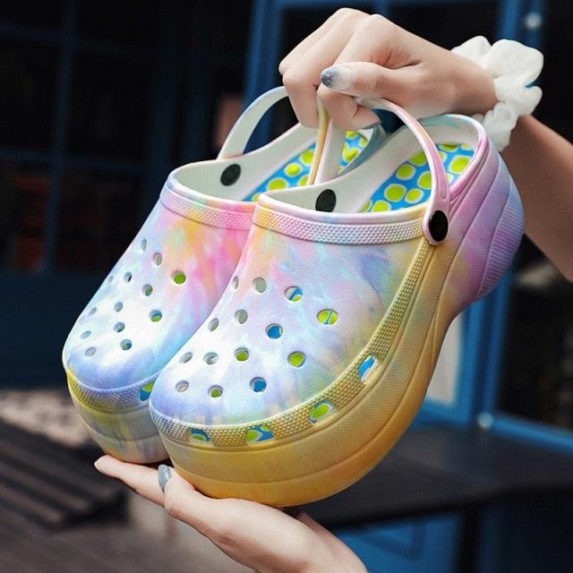 Summer Women Clogs Quick Dry Rainbow Tie Thick Wedges Garden Shoes Beach Sandals Flip Flops For Women Slipper Lightweight Home Slip On Walking Casual Art Painted Travel Holiday Shoes