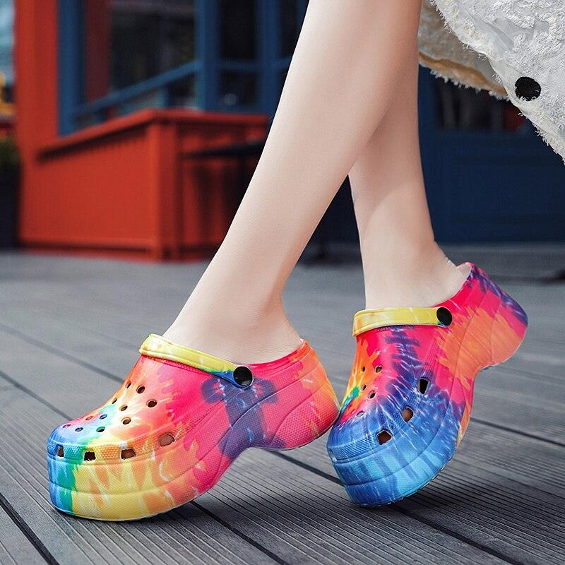 Summer Women Clogs Quick Dry Rainbow Tie Thick Wedges Garden Shoes Beach Sandals Flip Flops For Women Slipper Lightweight Home Slip On Walking Casual Art Painted Travel Holiday Shoes