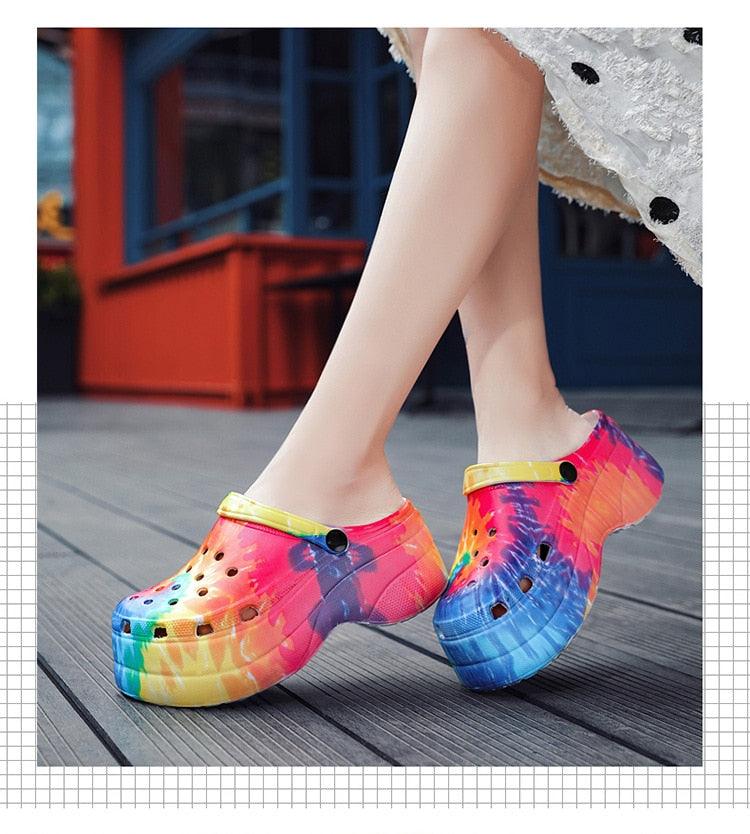 Summer Women Clogs Quick Dry Rainbow Tie Thick Wedges Garden Shoes Beach Sandals Flip Flops For Women Slipper Lightweight Home Slip On Walking Casual Art Painted Travel Holiday Shoes