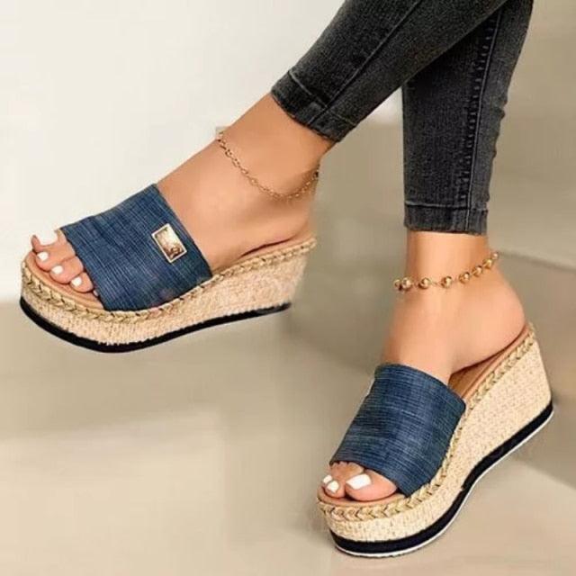 Summer Women Platform Sandals Flip Flops Soft Comfortable New Casual Shoes Outdoor Beach Slippers Summer Beach Sandals Summer High Heel Platform Flip Flops Casual Outdoor Leisure Beach Shoes