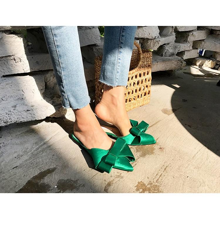 Summer Women's Shoes Silk Satin Trendy Slippers Flat Heel Women's Shoes Silk Satin Pointed Bow Tie Flat Heel Outdoor Sandals Slides Party Sandals Casual Shoes Summer Low Heeled